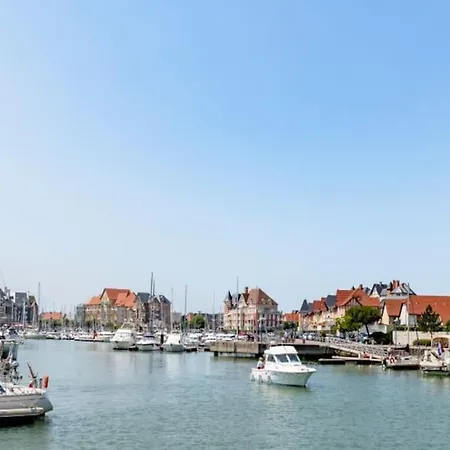 Agreable Maison A Proximite De La Plage Dives-sur-Mer